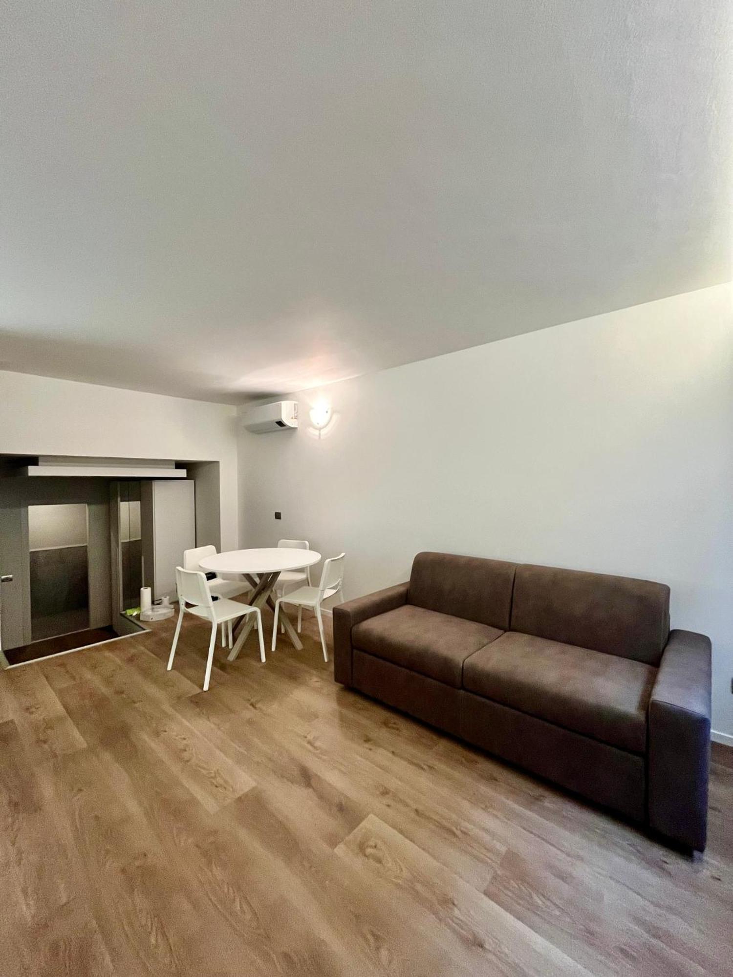 Central Side Apartment Milano Ngoại thất bức ảnh