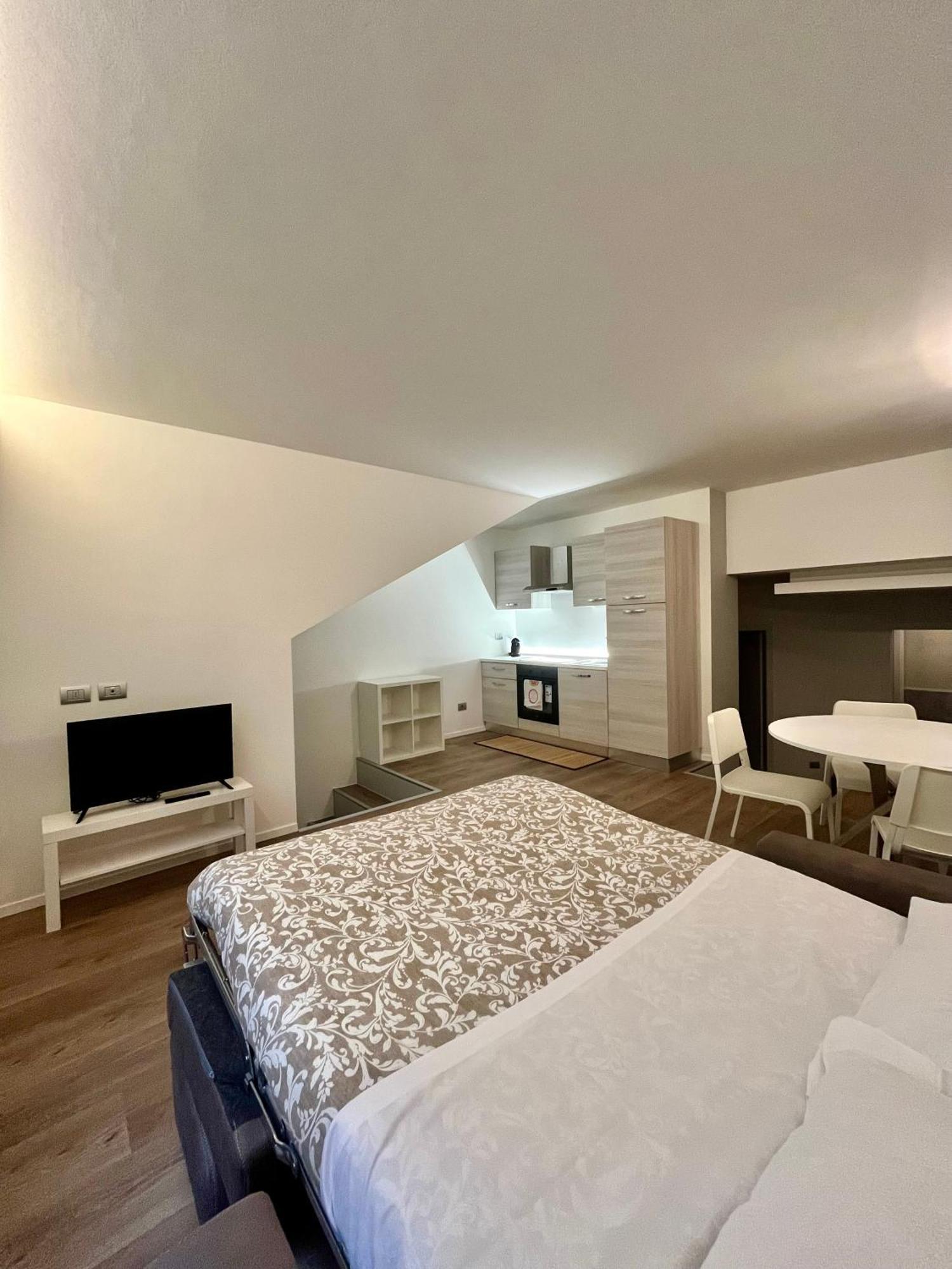 Central Side Apartment Milano Ngoại thất bức ảnh